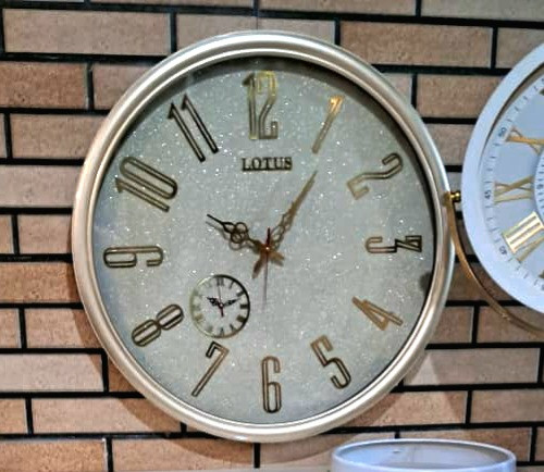 ساعت دیواری لوتوس 730